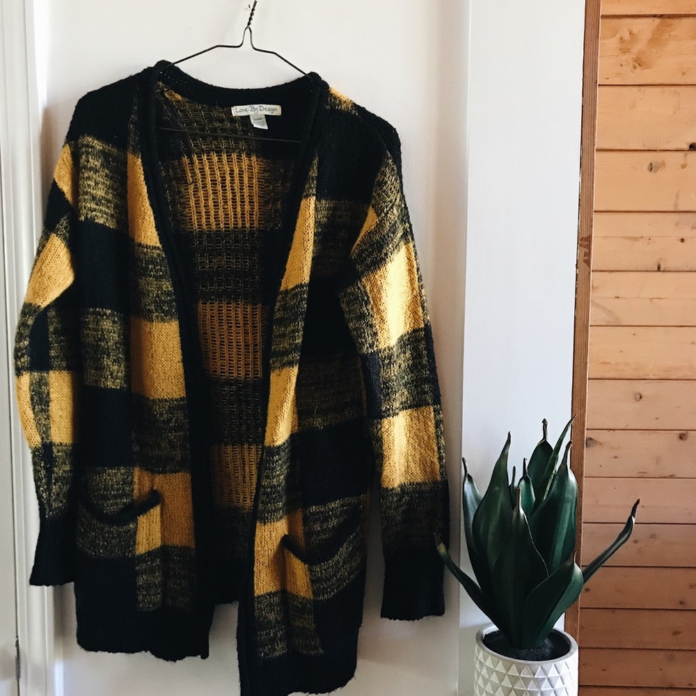 Black/Mustard Cozy Cardigan